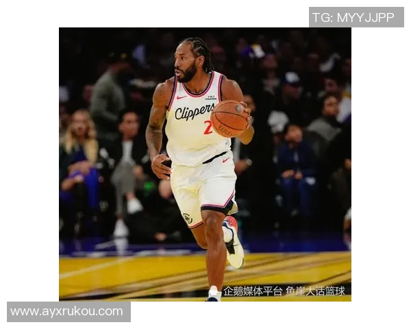 湖人自媒体调侃快船战绩糟糕笑声不断引发球迷热议 湖人自媒体调侃快船战绩糟糕笑声不断引发球迷热议