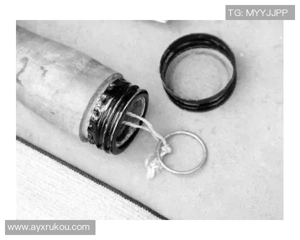 新鹏城手榴弹战术引发混乱三镇防线失误致丢关键进球 新鹏城手榴弹战术引发混乱三镇防线失误致丢关键进球