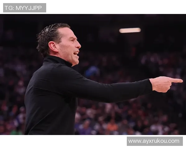 阿特金森分析防守漏洞与进攻失误之间的直接关联及其影响 阿特金森分析防守漏洞与进攻失误之间的直接关联及其影响